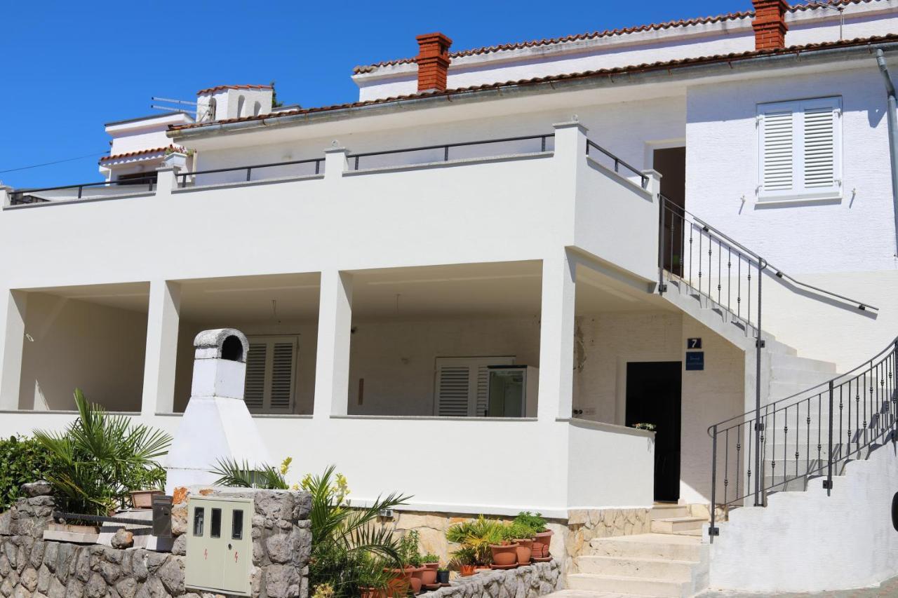Apartment Katarina Malinska Εξωτερικό φωτογραφία